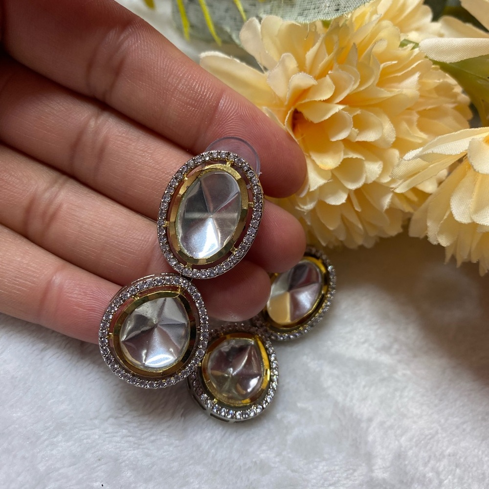 Kundhan stone earrings